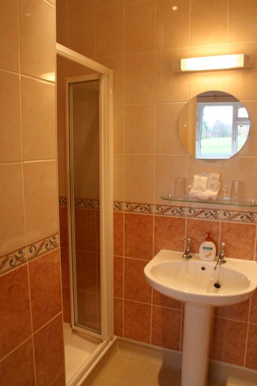 Bridge House B&B Cheltenham Zewnętrze zdjęcie